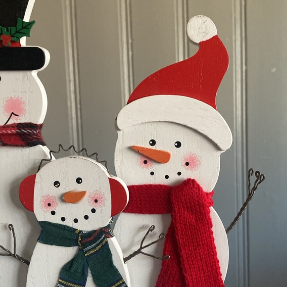 NWT- Precious Wooden Snowman ⛄️ Family Decoration Sign - Picture 9 of 17